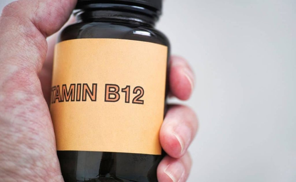How to detect a lack of vitamin W12