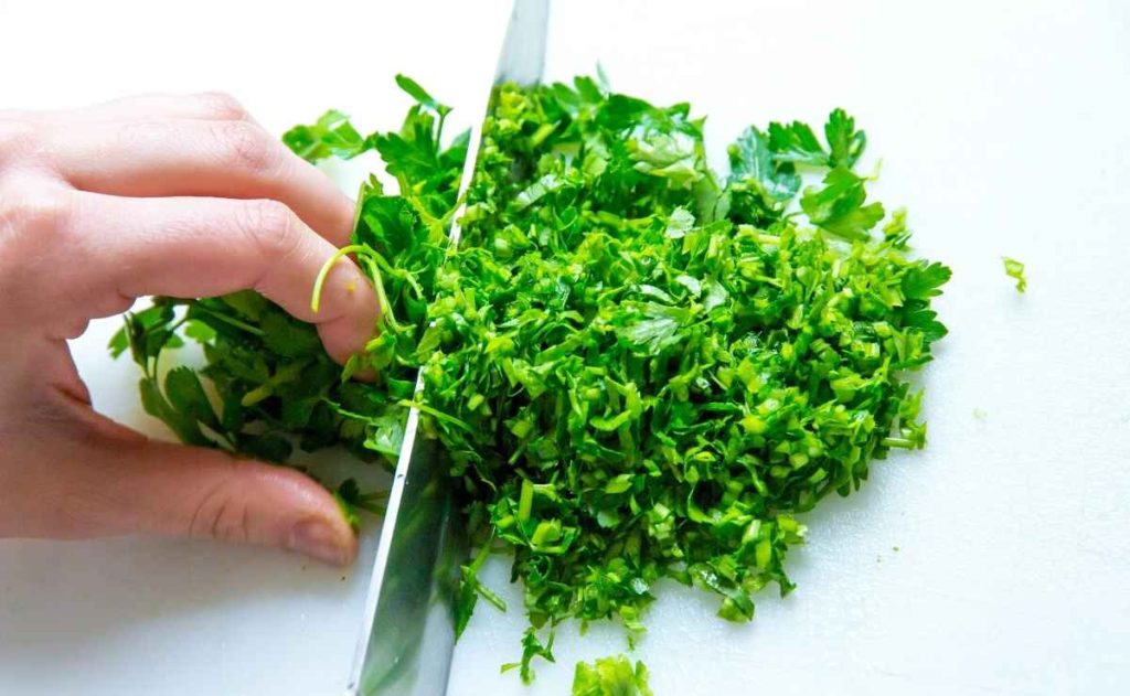 Parsley has the key to lower triglycerides