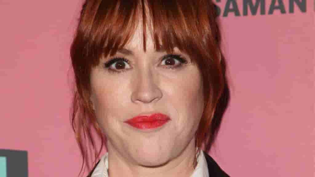 Disclosing The Real Net Worth of Molly Ringwald