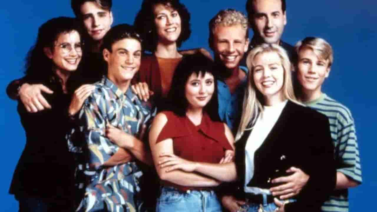 CAST OF BEVERLY HILLS, 90210