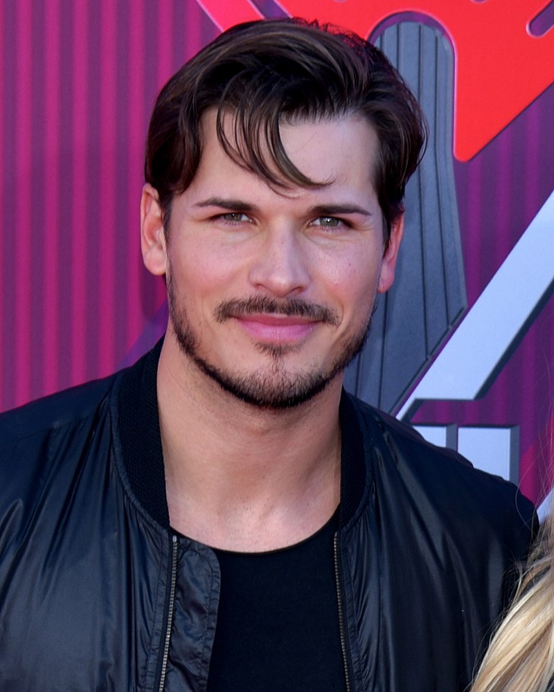 Who is Gleb Savchenko Wife? Information about his Career and Net Worth.