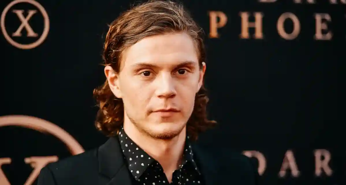 evan peters