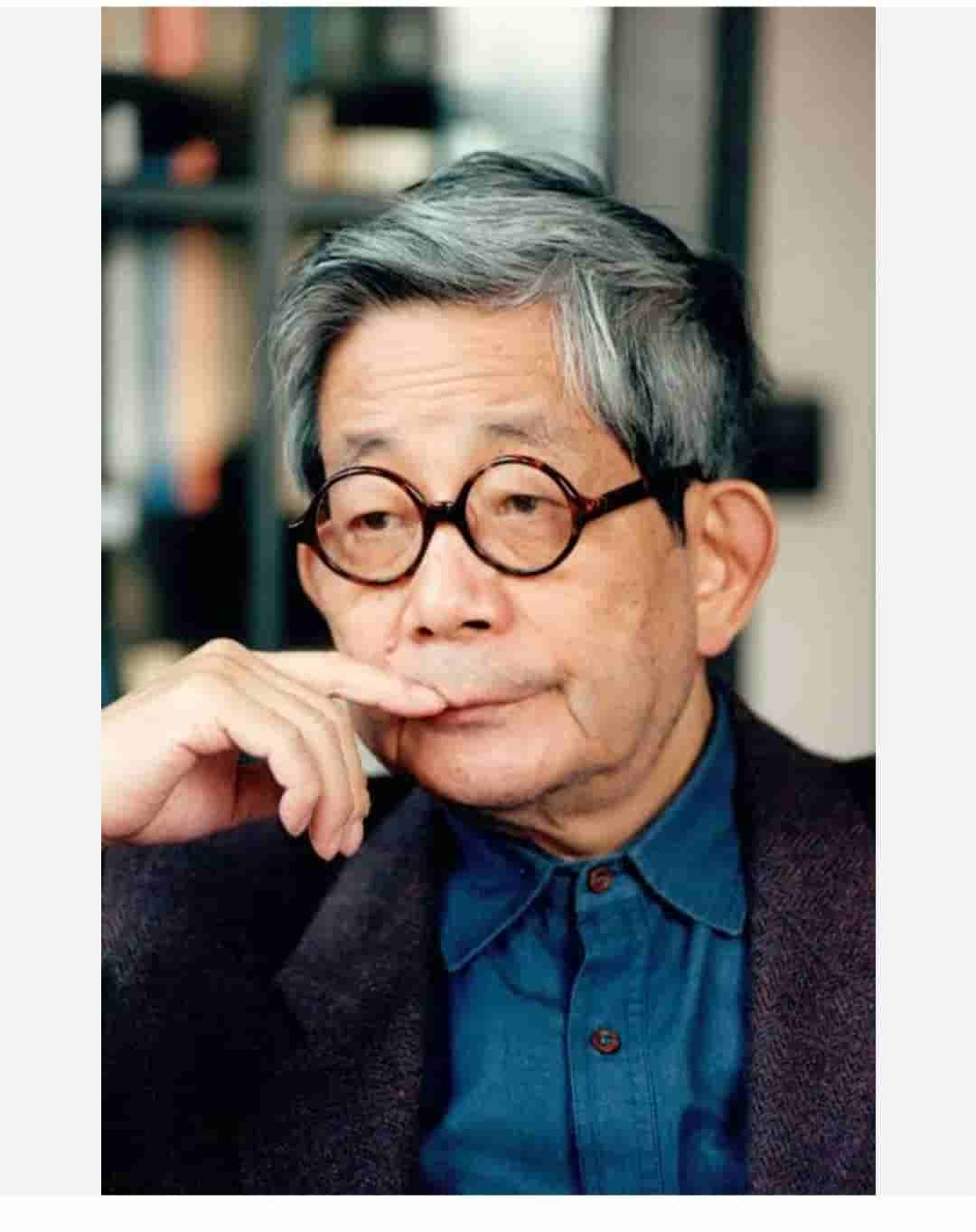 Kenzaburo Oe