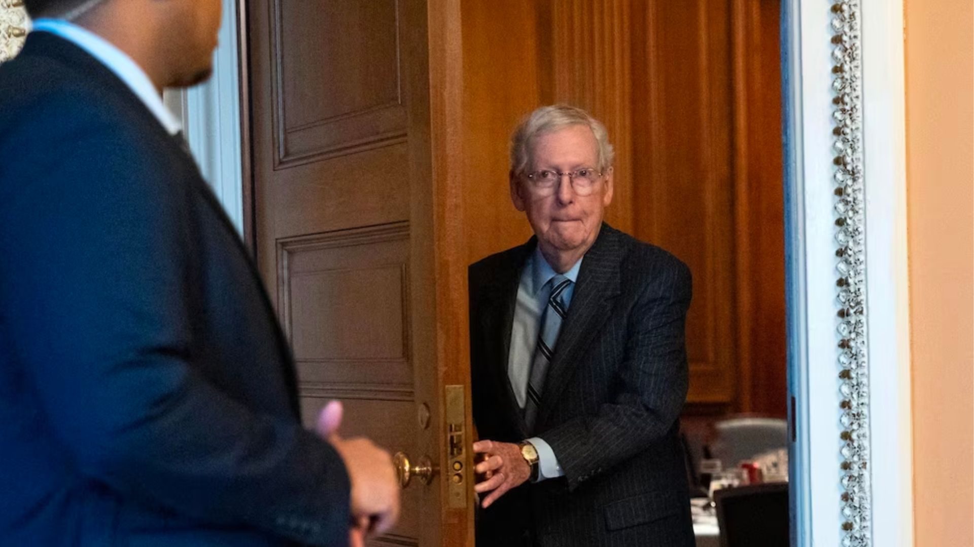 Top Senate Mitch Mcconnell To Quit As Republican As Party Shifts Toward Trump