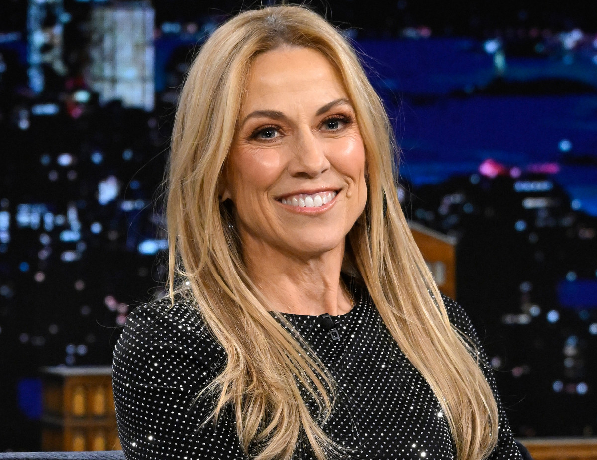 Sheryl Crow is back with new album ‘Evolution’ – The Sentinel Newspaper